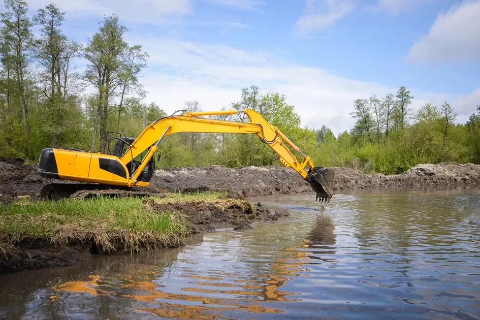 Dredging equipment