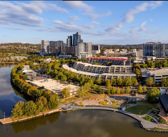 Applications of pipe and hose floats contribute much to greener Canberra