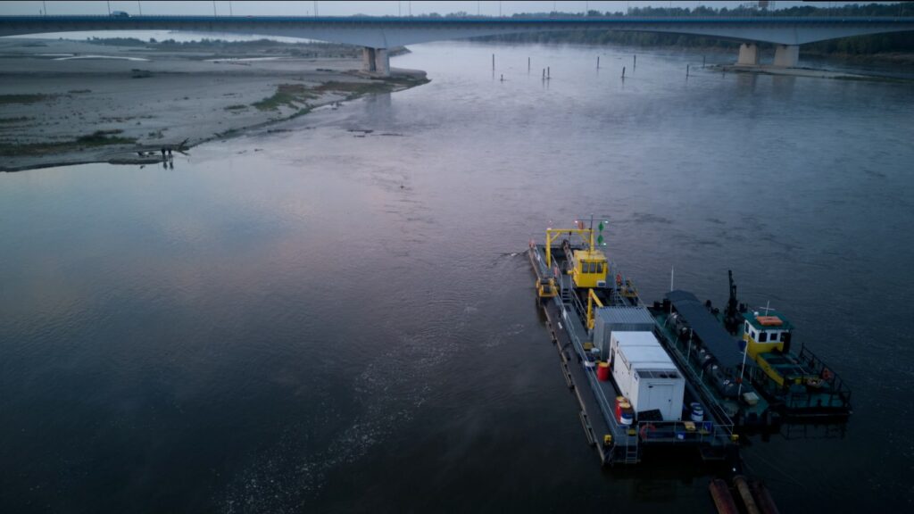 Innovative floats for efficient irrigation and industrial water transport in Rajshahi.