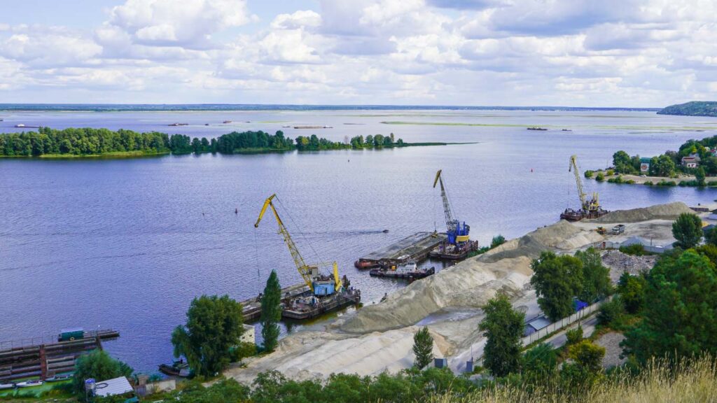 Fertőrákos pipe and hose floats provider