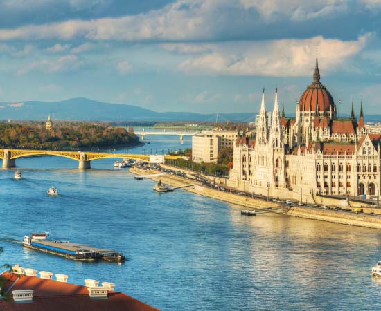 Pipe and Hose Floats in Budapest