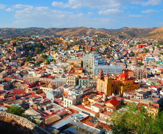 Pipe and Hose Floats in Guanajuato