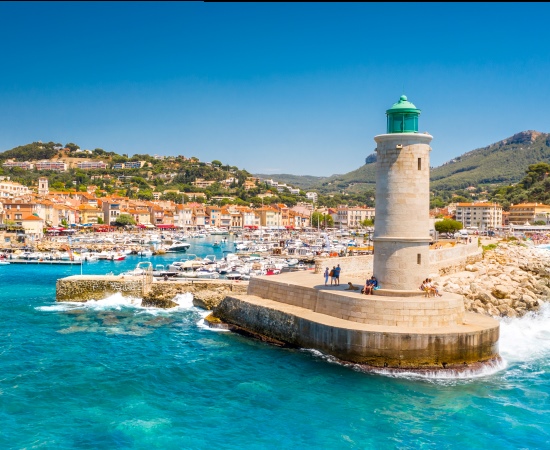 Pipe and Hose Floats in Marseilles