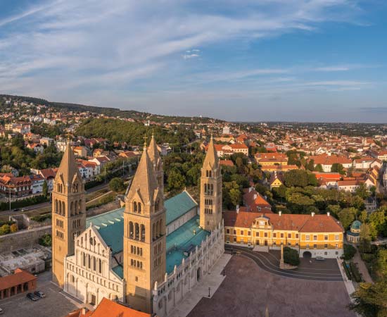 Pipe and Hose Floats in Pécs