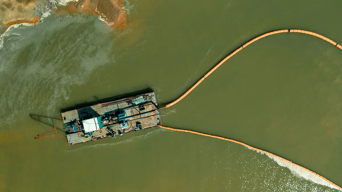 Types-of-Dredging-Machines